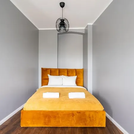 Great Views - 600 Mbps Wifi - Floor - By Innorental 아파트