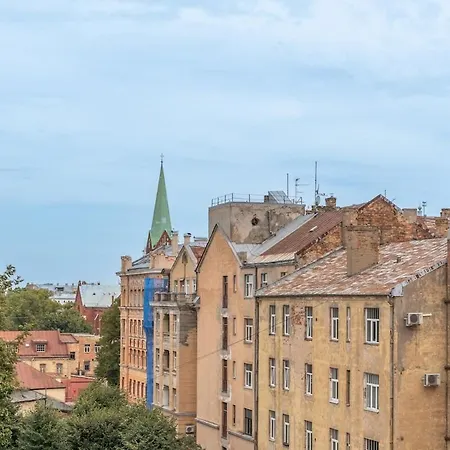 Great Views - 600 Mbps Wifi - Floor - By Innorental * Рига